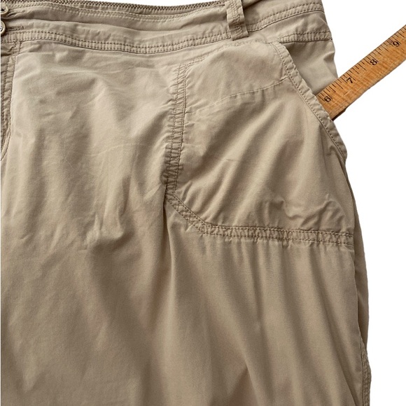 24W Lane Bryant Cropped Cargo Pants - Picture 13 of 15